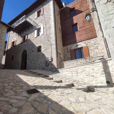 Μikri Arktos Boutique Hotel ディミツァナ エクステリア 写真