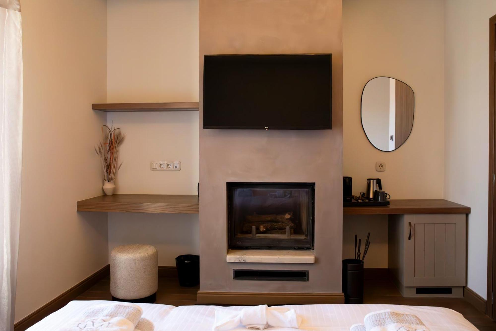 Μikri Arktos Boutique Hotel ディミツァナ エクステリア 写真