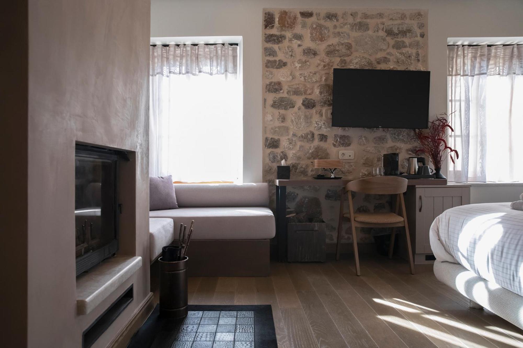Μikri Arktos Boutique Hotel ディミツァナ エクステリア 写真