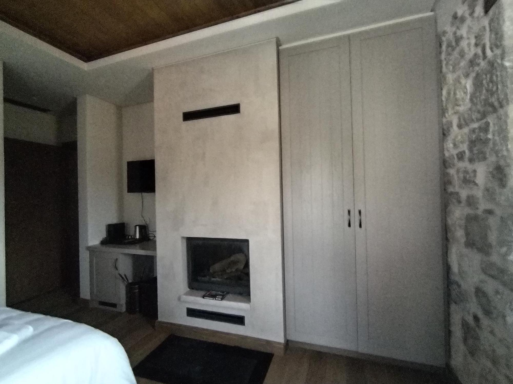 Μikri Arktos Boutique Hotel ディミツァナ エクステリア 写真